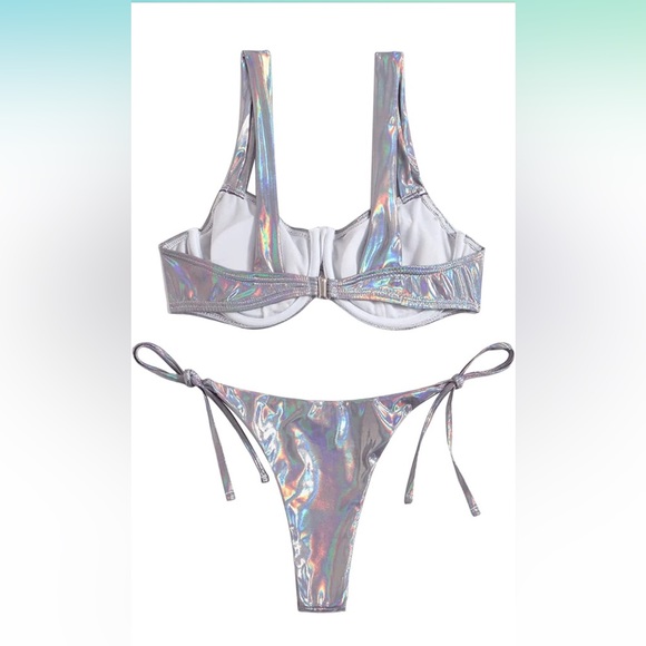 Silver metallic bikini - Picture 2 of 8